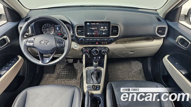 Hyundai Venue — interior
