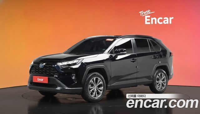 Toyota RAV4 — exterior