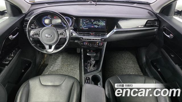 Kia Niro — interior