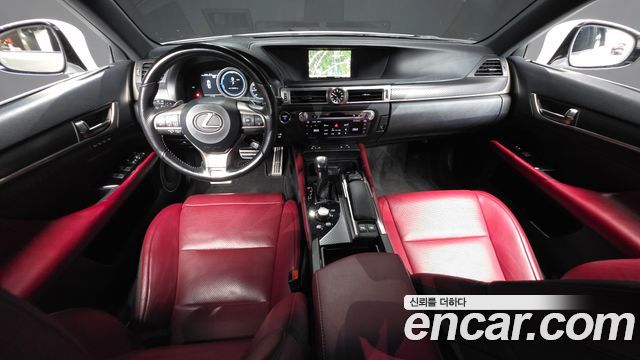 Lexus GS — interior