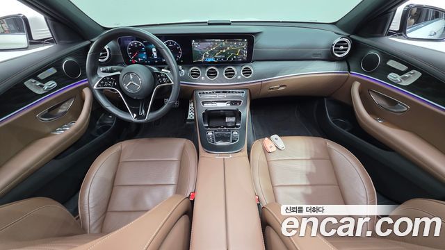 Mercedes-Benz E-Class — interior