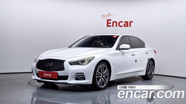 Infiniti Q50 — exterior