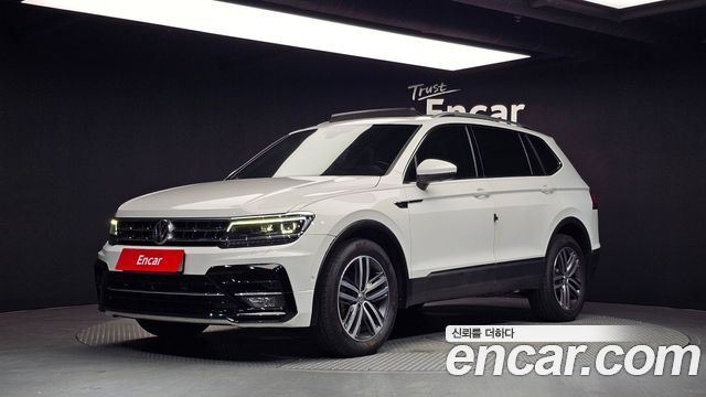 Volkswagen Tiguan — exterior