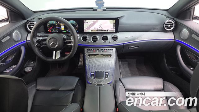 Mercedes-Benz E-Class — interior