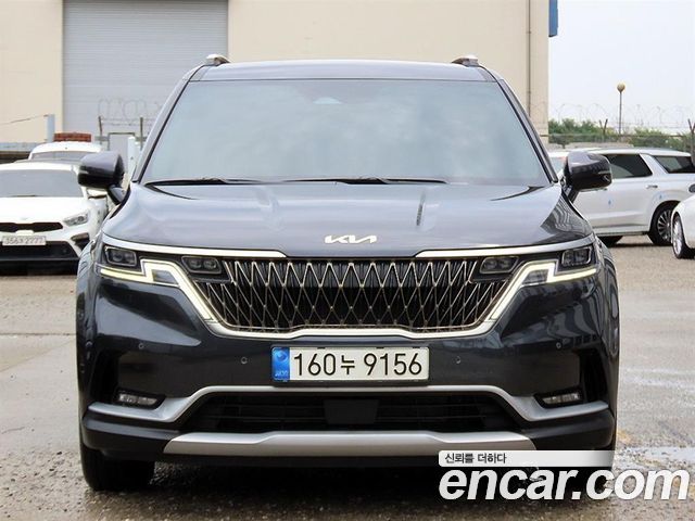 Kia Carnival — exterior