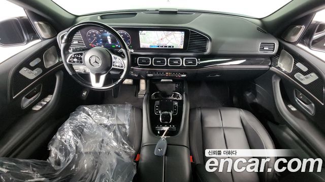 Mercedes-Benz GLS-Class — interior