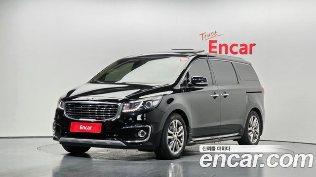 Kia Carnival — exterior