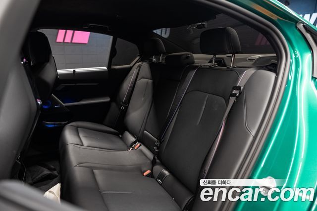 BMW M5 — interior