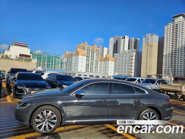 Volkswagen Arteon — interior