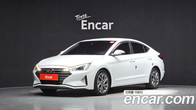 Hyundai Avante — exterior