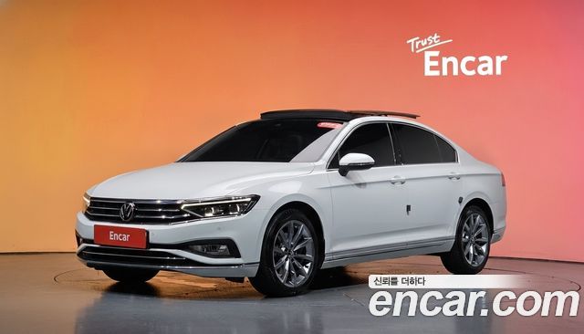 Volkswagen Passat — exterior