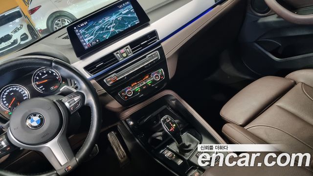BMW X2 — interior