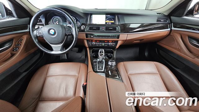 BMW 5 Series — interior