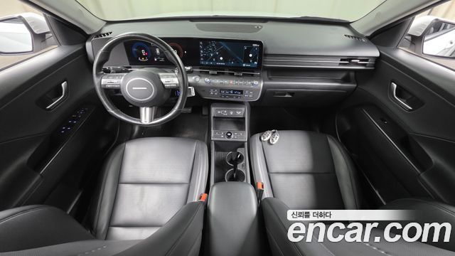 Hyundai Kona — interior