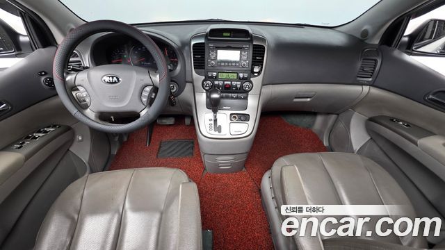 Kia Carnival — interior