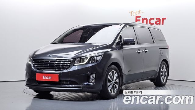 Kia Carnival — exterior