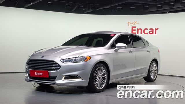 Ford Fusion — exterior
