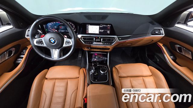 BMW 3 Series — interior