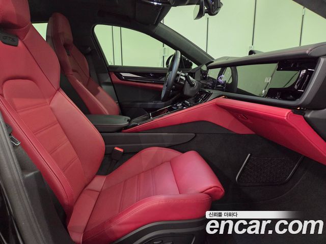 Porsche Panamera — interior
