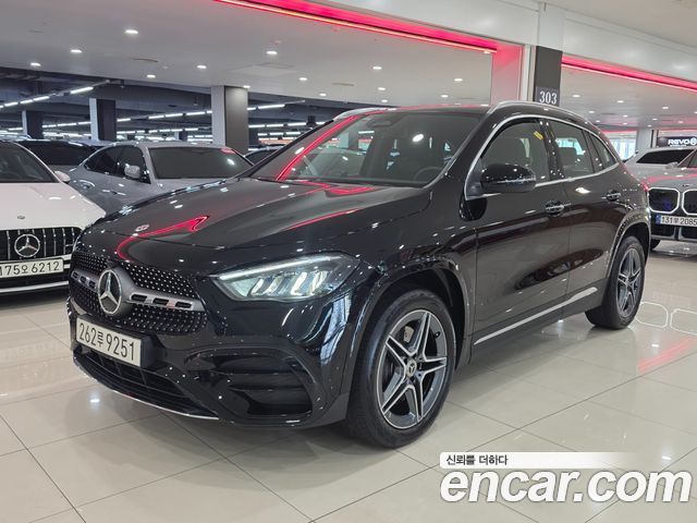 Mercedes-Benz GLA-Class — exterior
