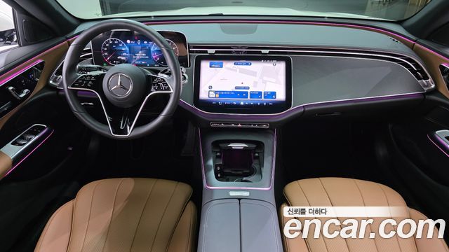 Mercedes-Benz E-Class — interior