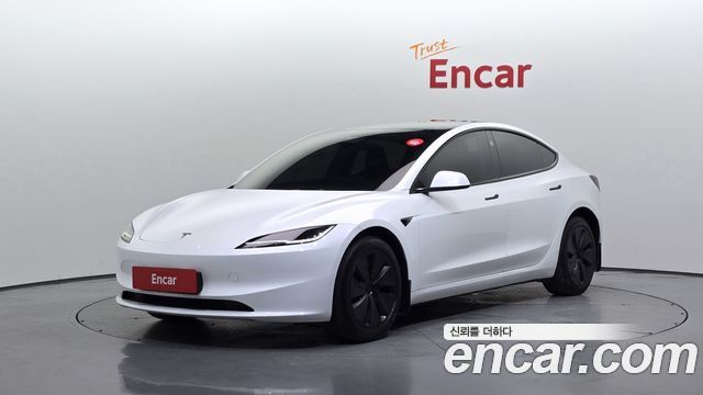 Tesla Model 3 — exterior