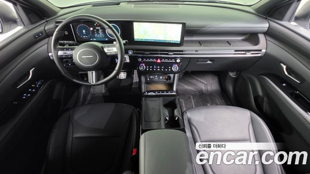 Hyundai Tucson — interior