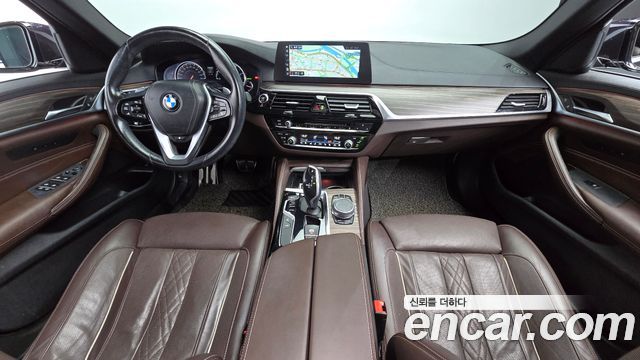 BMW 5 Series — interior