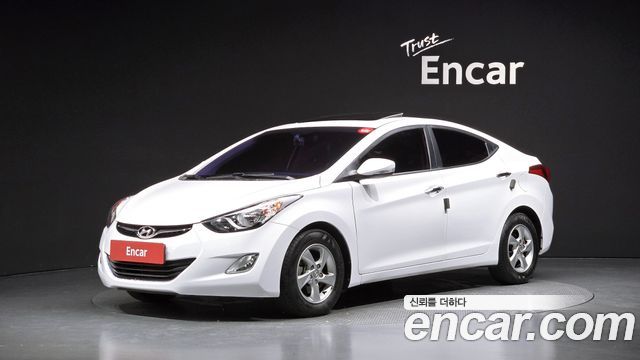 Hyundai Avante — exterior