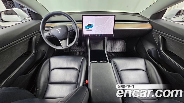 Tesla Model 3 — interior