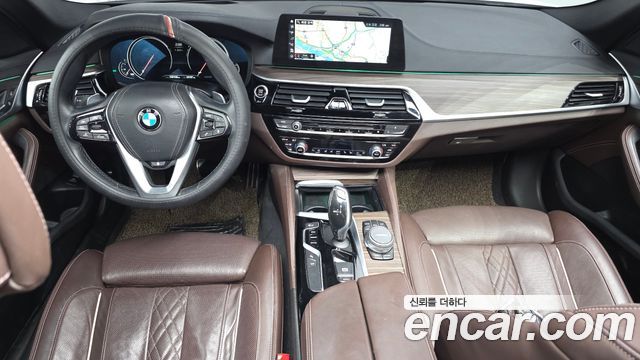 BMW 5 Series — interior