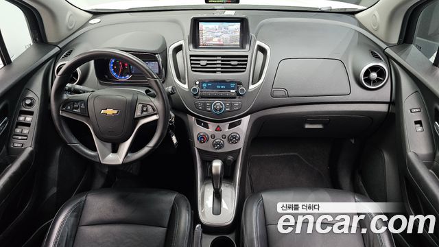 Chevrolet Korea Trax — interior