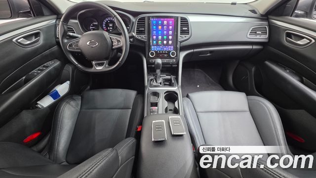 Renault Korea SM6 — interior