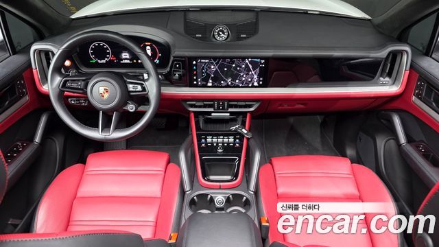Porsche Cayenne — interior
