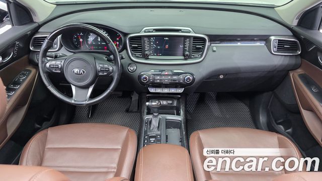 Kia Sorento — interior
