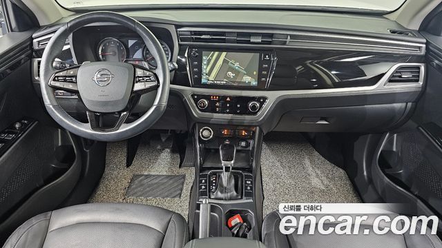 KG Mobility Korando — interior