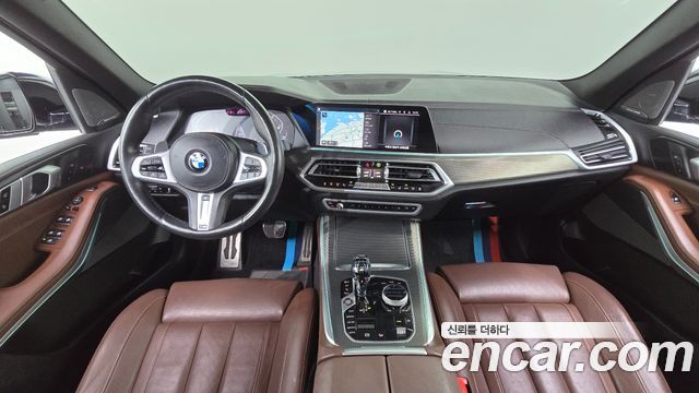 BMW X5 — interior