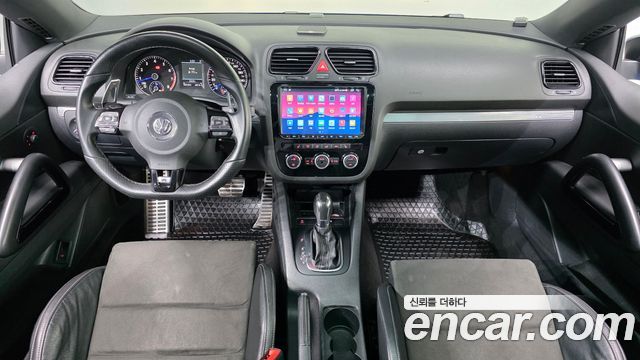 Volkswagen Scirocco — interior