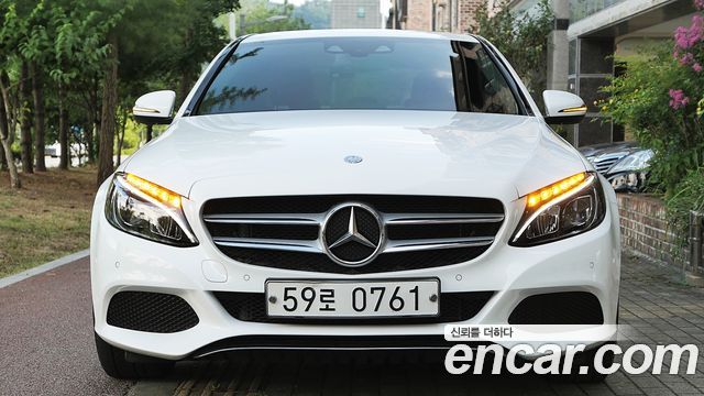 Mercedes-Benz C-Class — exterior