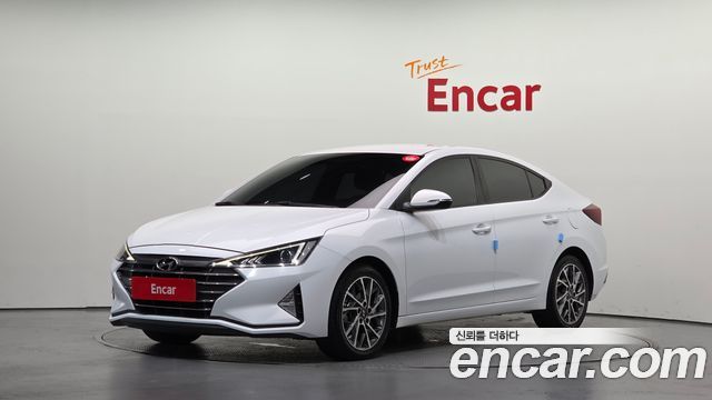 Hyundai Avante — exterior