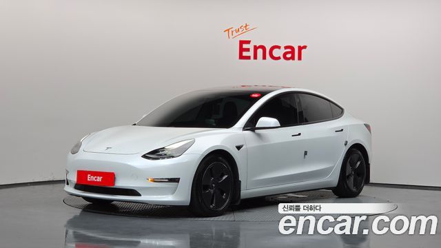 Tesla Model 3 — exterior