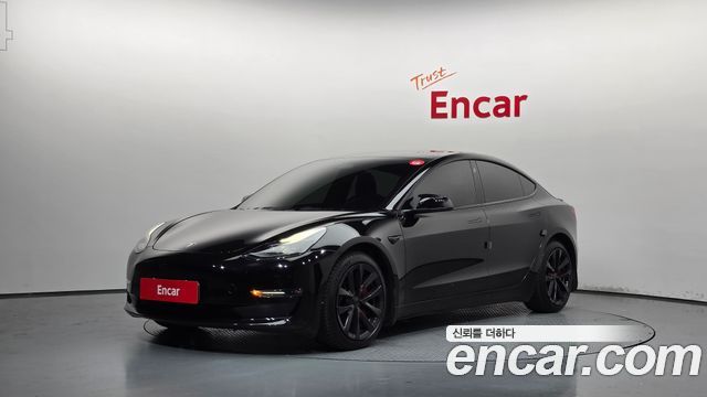 Tesla Model 3 — exterior