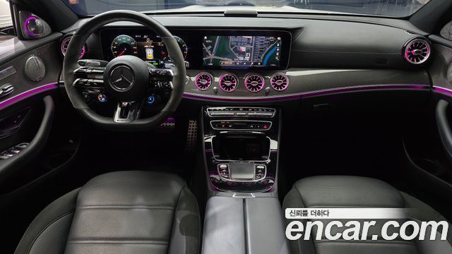 Mercedes-Benz E-Class — interior