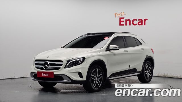 Mercedes-Benz GLA-Class
