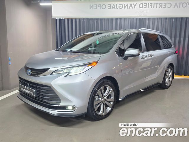 Toyota Sienna — exterior