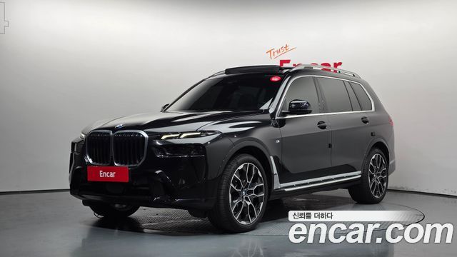 BMW X7 — exterior