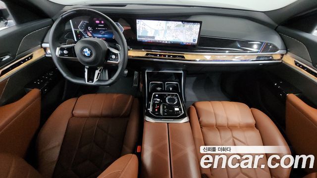 BMW 7 Series — interior