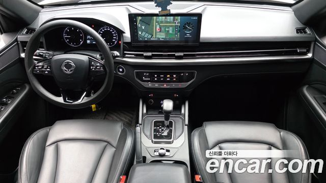 KG Mobility Rexton — interior