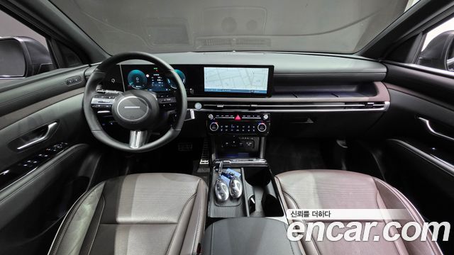 Hyundai Tucson — interior