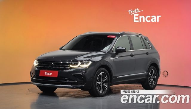 Volkswagen Tiguan — exterior
